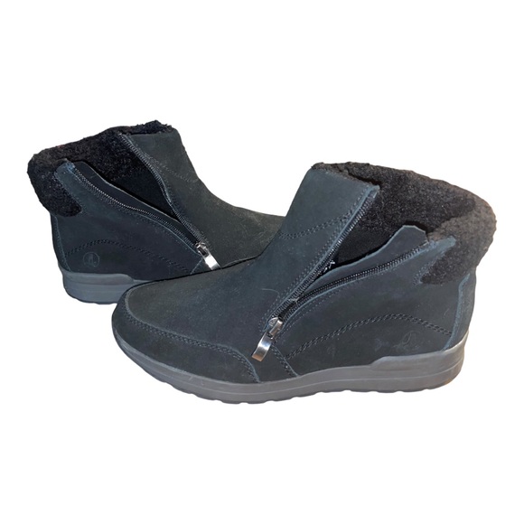 Lands End Women's Insulated Snow Boots Black Suede and Faux Fur Sz 8.5 side zip - Picture 3 of 12